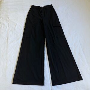 Bershka Black Wide-Leg Cargo Trousers